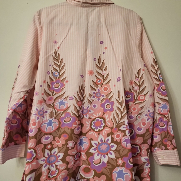 Bob Mackie wearable art button up plus size 1x - Picture 2 of 6